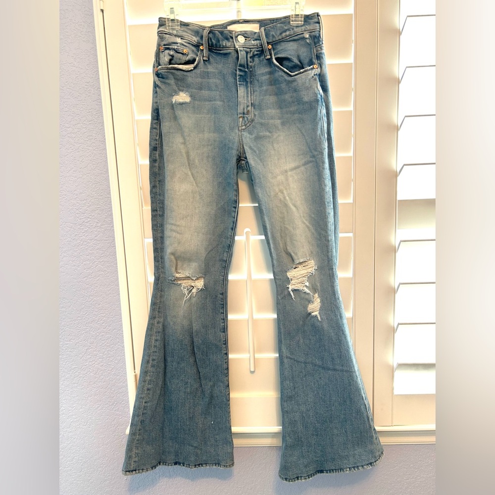 MOTHER Superior The Super Cruiser Flare Jeans Distressed!